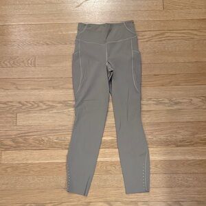 lululemon athletica Olive Gray Fast and Free 25 inch size 4